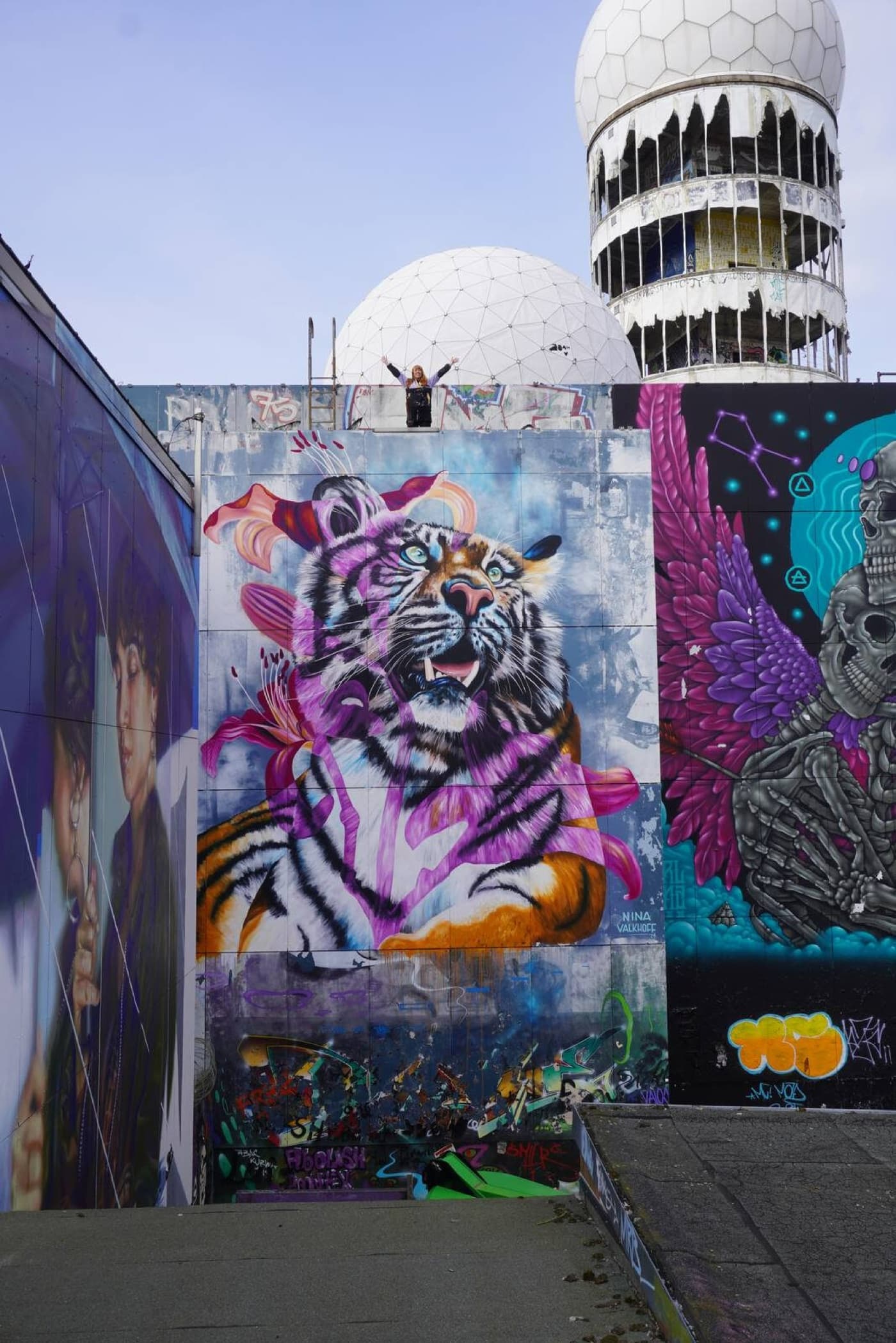 Tiger mural by Nina Valkhoff at Teufelsberg, Berlin